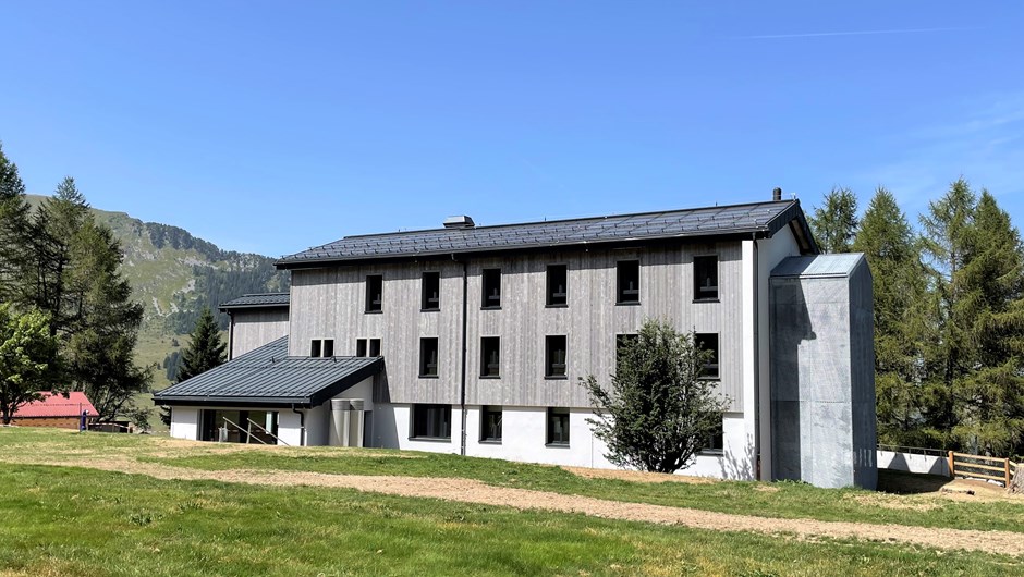 Home Ecole façade sud